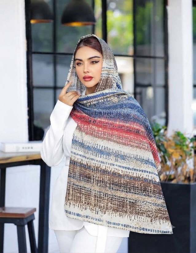 شال نخی چاپی طرح آبرنگی راهراه